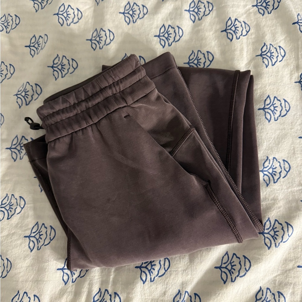 Lululemon Athletica Brown Jogger Pants